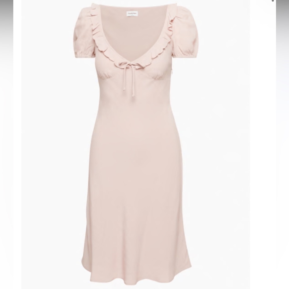 Aritzia Sunday Best Lettie Dress in Pink